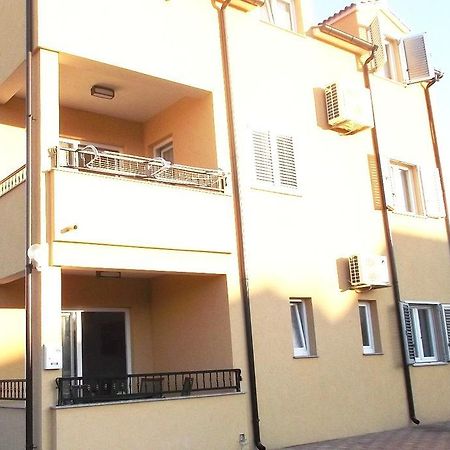 וודיצה Apartments Horvat מראה חיצוני תמונה
